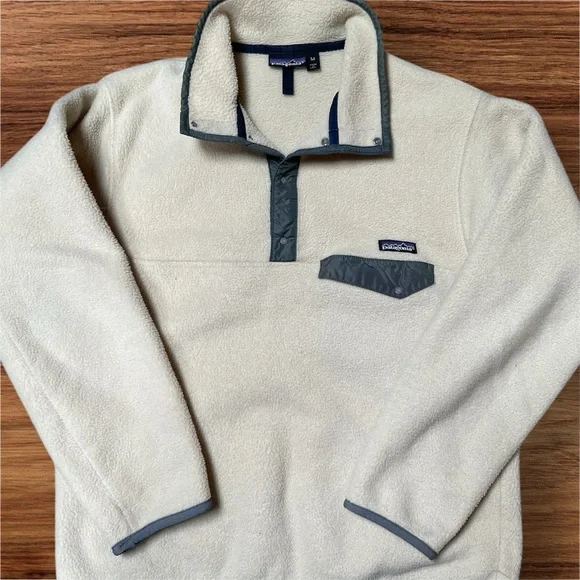 W’s Synchilla Snap-T Fleece Pullover - Picture 3 of 5